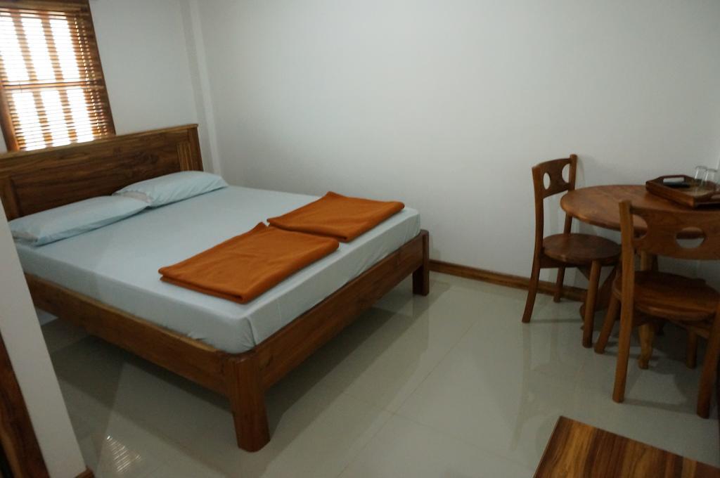 Thongphaphum Place Exterior foto