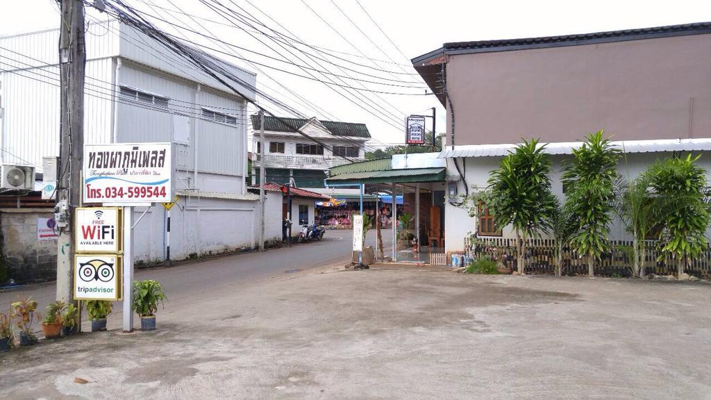 Thongphaphum Place Exterior foto